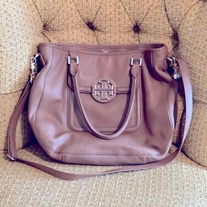 Tory Burch Tan/Camel leather Hobo/tote